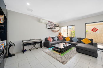 Listing image for 4 Glendalough Loop, CANNING VALE  WA  6155