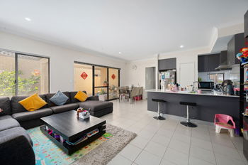 Listing image for 4 Glendalough Loop, CANNING VALE  WA  6155