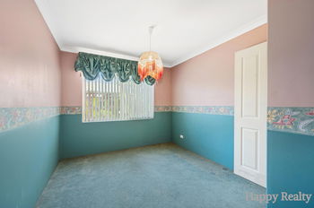 Listing image for 3 Dampier Court, THORNLIE  WA  6108