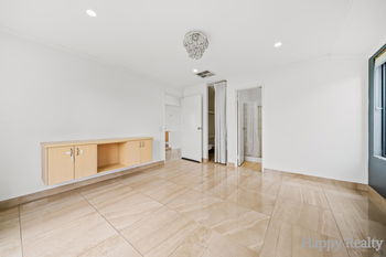 Listing image for 8 Bressingham Street, CANNING VALE  WA  6155