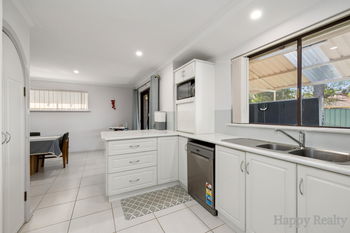 Listing image for 5 Grenadier Drive, THORNLIE  WA  6108