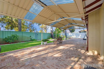 Listing image for 5 Grenadier Drive, THORNLIE  WA  6108