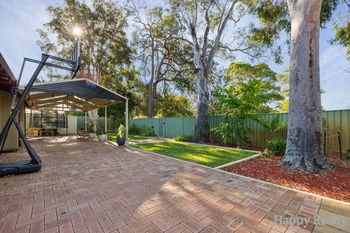 Listing image for 5 Grenadier Drive, THORNLIE  WA  6108