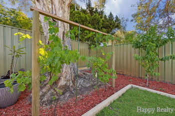 Listing image for 5 Grenadier Drive, THORNLIE  WA  6108