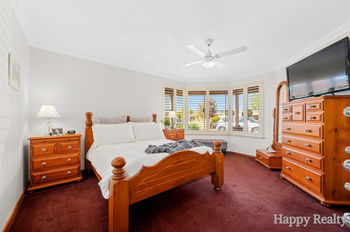 Listing image for 7 Ironwood Court, THORNLIE  WA  6108