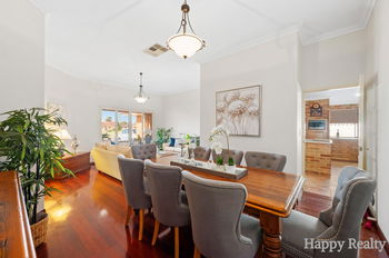 Listing image for 7 Ironwood Court, THORNLIE  WA  6108