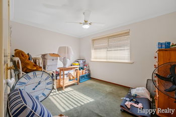 Listing image for 7 Ironwood Court, THORNLIE  WA  6108