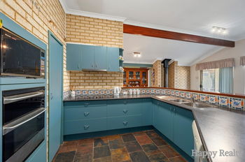 Listing image for 3 Dampier Court, THORNLIE  WA  6108