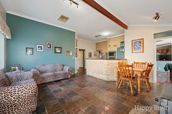 Listing image for 3 Dampier Court, THORNLIE  WA  6108
