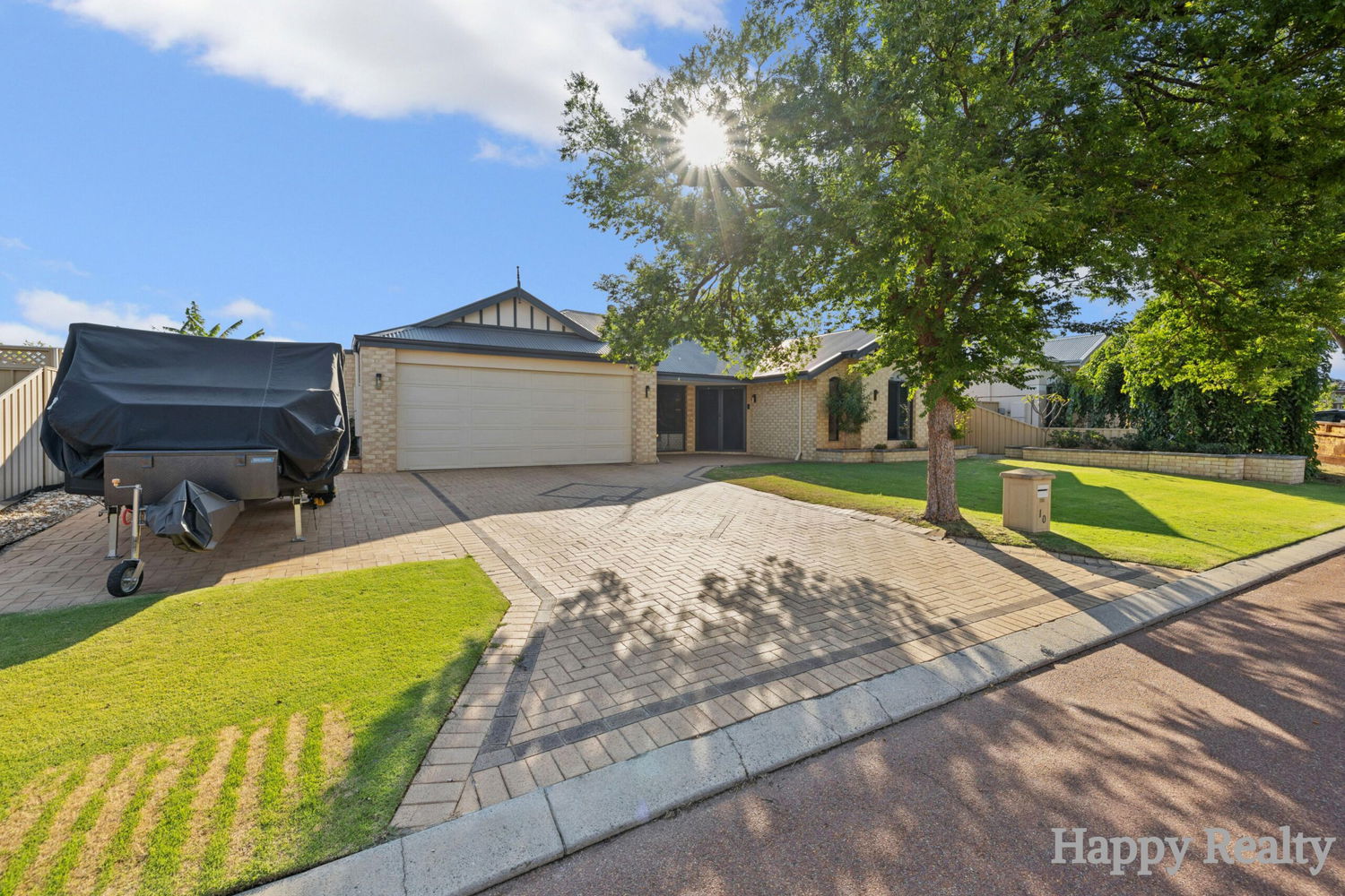 Listing image for 10 Edmonton Road, CANNING VALE  WA  6155