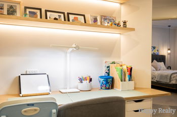 Listing image for 10 Edmonton Road, CANNING VALE  WA  6155