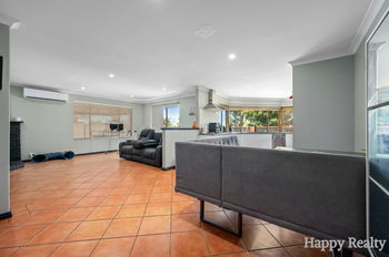Listing image for 2 Challenger Drive, THORNLIE  WA  6108