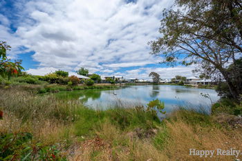 Listing image for 2 Challenger Drive, THORNLIE  WA  6108