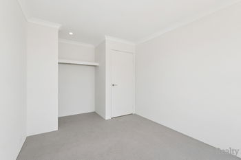 Listing image for 16 Kembla Way, LAKELANDS  WA  6180