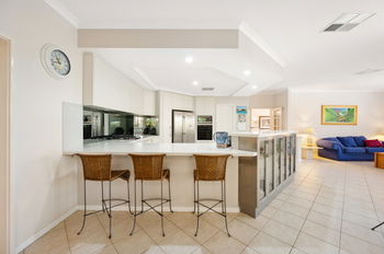 Listing image for 6 Luton Court, CANNING VALE  WA  6155