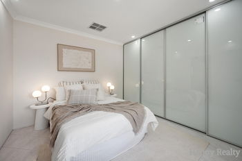 Listing image for 12 Dowarn Green, CANNING VALE  WA  6155