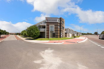 Listing image for 11/1 Glenariff Boulevard, CANNING VALE  WA  6155