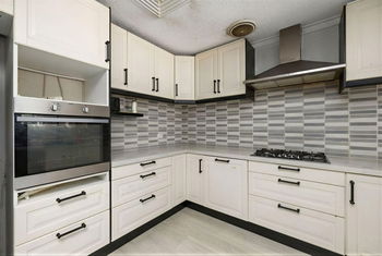 Listing image for 4 Mercer Place, THORNLIE  WA  6108