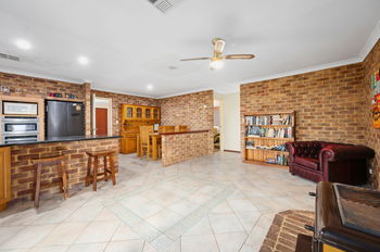 Listing image for 45 Pioneer Drive, THORNLIE  WA  6108