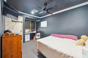 Listing image for 45 Pioneer Drive, THORNLIE  WA  6108