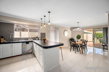 Listing image for 36 Treetop Circle, CANNING VALE  WA  6155