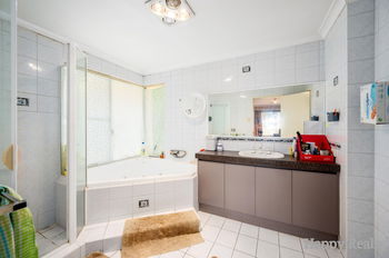 Listing image for 11 Lincoln Place, CANNING VALE  WA  6155