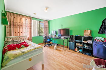 Listing image for 11 Lincoln Place, CANNING VALE  WA  6155