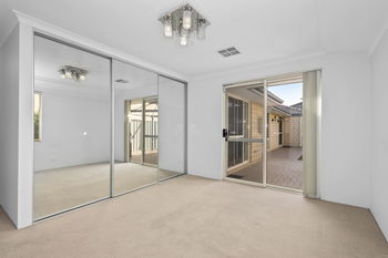 Listing image for 26 Middle Parkway, CANNING VALE  WA  6155