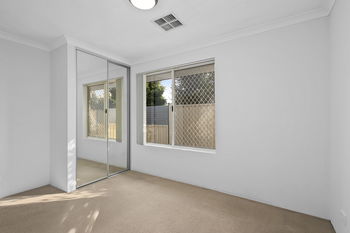 Listing image for 26 Middle Parkway, CANNING VALE  WA  6155