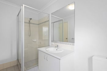 Listing image for 26 Middle Parkway, CANNING VALE  WA  6155