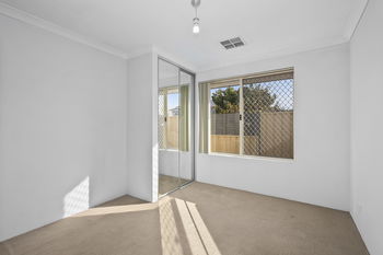 Listing image for 26 Middle Parkway, CANNING VALE  WA  6155