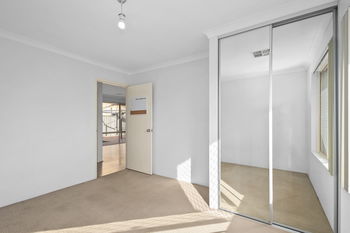 Listing image for 26 Middle Parkway, CANNING VALE  WA  6155