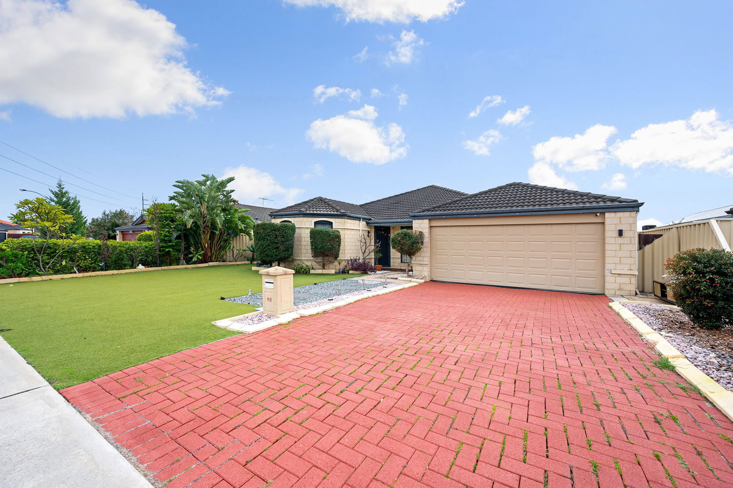 Listing image for 40 Amherst Road, CANNING VALE  WA  6155