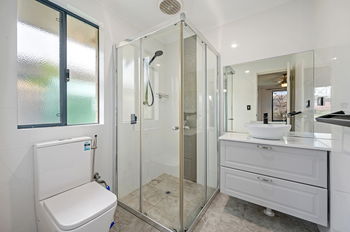 Listing image for 40 Amherst Road, CANNING VALE  WA  6155