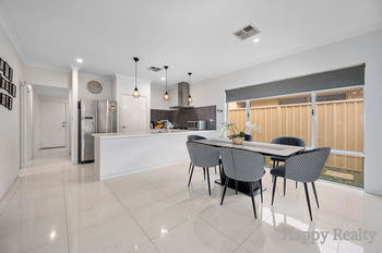 Listing image for 31 O'Connor Loop, CANNING VALE  WA  6155