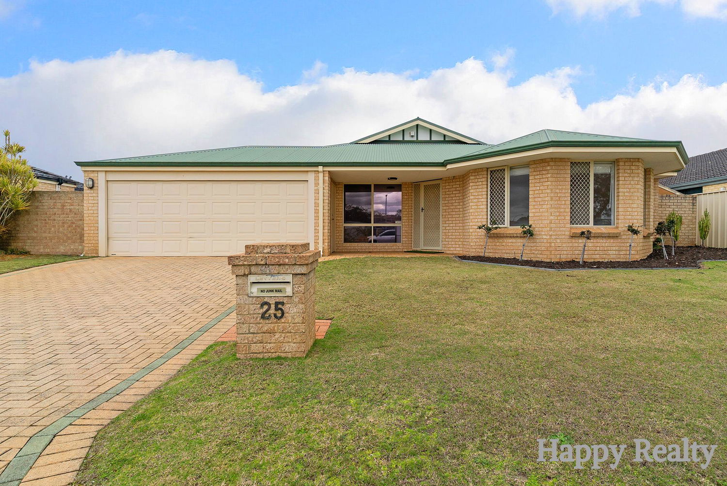 Listing image for 25 Orkney Crescent, CANNING VALE  WA  6155