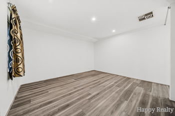 Listing image for 18 Parnell Way, CANNING VALE  WA  6155