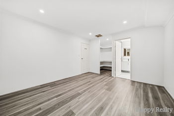 Listing image for 18 Parnell Way, CANNING VALE  WA  6155