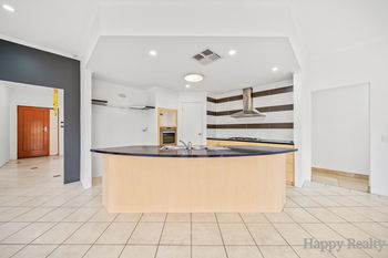 Listing image for 8 Bressingham Street, CANNING VALE  WA  6155