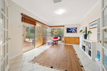 Listing image for 6 Luton Court, CANNING VALE  WA  6155