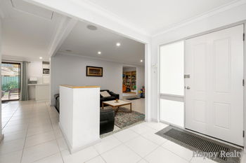 Listing image for 5 Grenadier Drive, THORNLIE  WA  6108