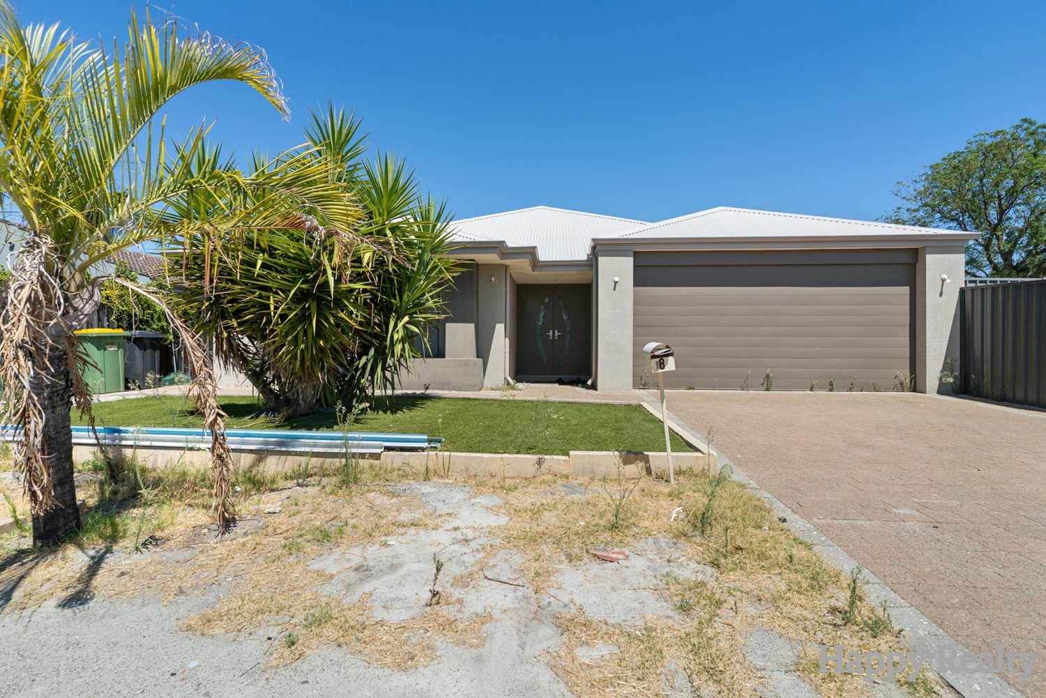 Listing image for 8 Luke Court, THORNLIE  WA  6108