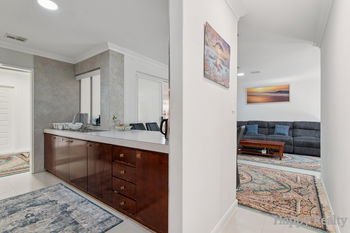 Listing image for 10 Chevalier Way, THORNLIE  WA  6108