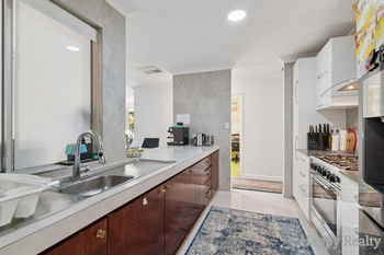 Listing image for 10 Chevalier Way, THORNLIE  WA  6108