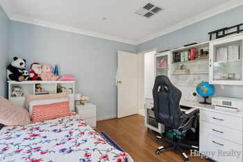 Listing image for 10 Chevalier Way, THORNLIE  WA  6108