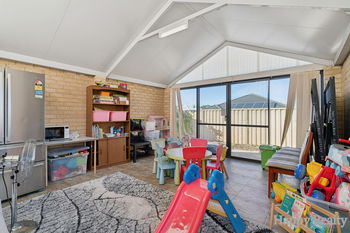 Listing image for 11 Stiletto Way, CANNING VALE  WA  6155