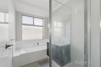 Listing image for 5 Nivea Street, BANKSIA GROVE  WA  6031