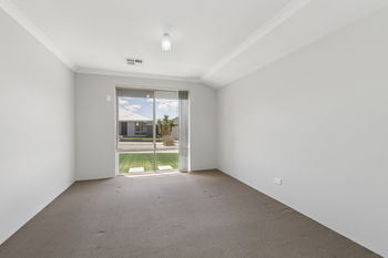 Listing image for 5 Nivea Street, BANKSIA GROVE  WA  6031