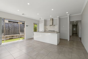 Listing image for 5 Nivea Street, BANKSIA GROVE  WA  6031