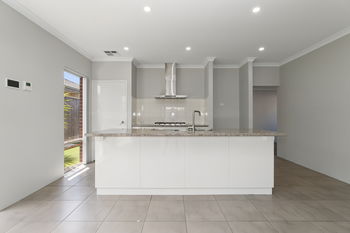 Listing image for 5 Nivea Street, BANKSIA GROVE  WA  6031